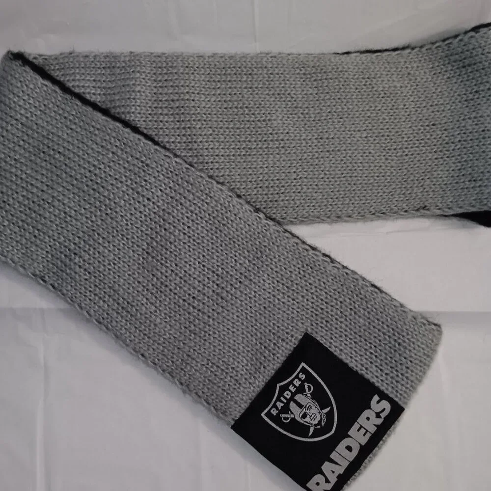 FOREVER COLLECTION RAIDERS FOOTBALL TEAM REVERSIBLE SCARF